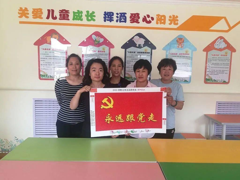 璧山一网红餐饮店几家店铺倒闭，欠薪拖欠12名员工工资失联