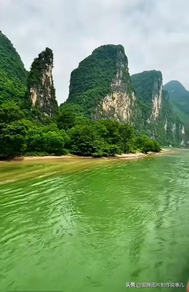 老旧的轿车